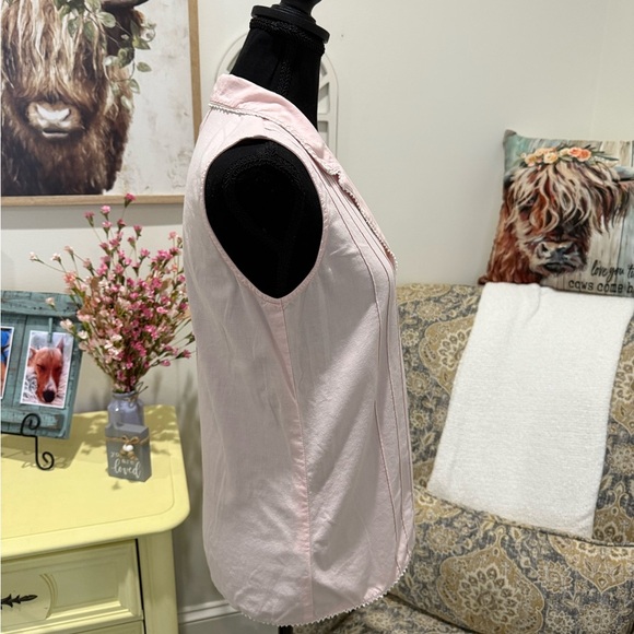 Ralph Lauren Pink Sleeveless Button Down Top - Picture 5 of 5